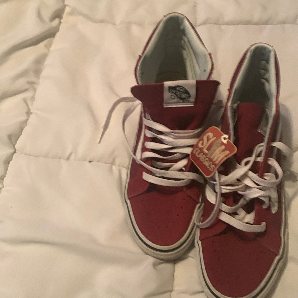 Vans slim skateboard burgundy or wine color women size 8 men size 6.5
